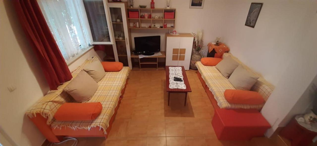 Holiday Home Zeljana Đảo Đảo Kaprije Ngoại thất bức ảnh