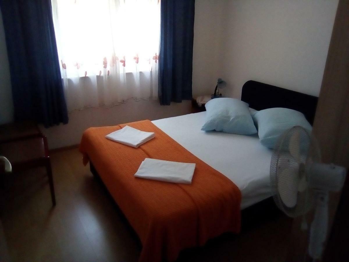 Holiday Home Zeljana Đảo Đảo Kaprije Ngoại thất bức ảnh